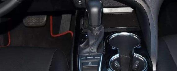 中控台放东西会扣分吗