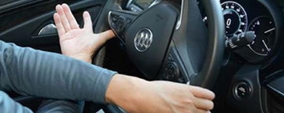 方向盘偏左是什么原因