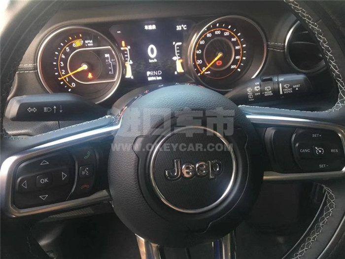 f_900x675_0_q87_autohomecar__ChcCQF2AZlqAM3ixAAHGTdSIHow178