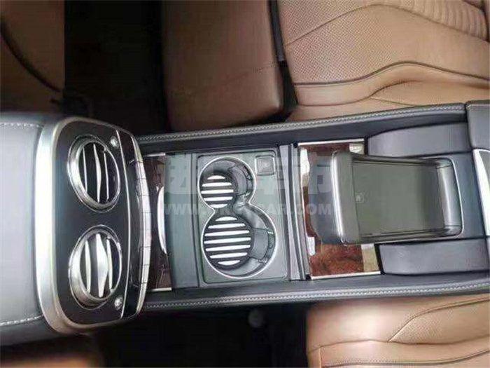 81b40500e904a68c10d8e9a77f22bf8