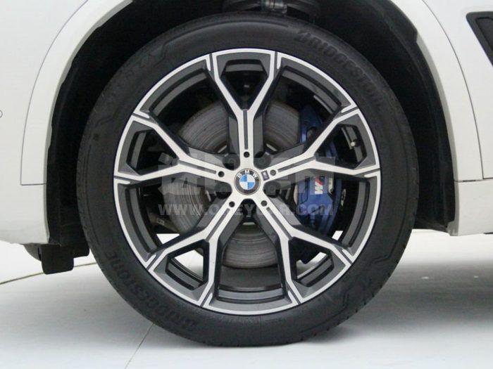 f_900x675_0_q87_autohomecar__ChcCRV1GnPKAP8cHAAGAqDM1Dhg058