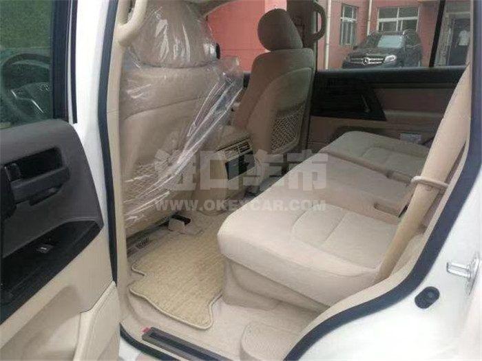 b3505e98b2b38ff209fcadc2ff334c2