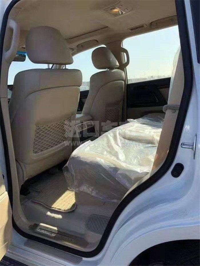 e0c33a26f60d1dafce6c20b7a5d0403