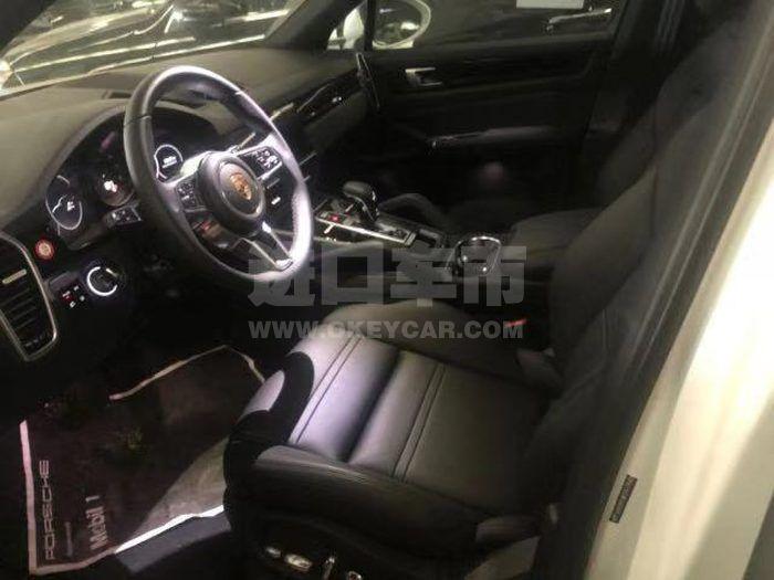 60a1afd93fee334888569fc218e4f32