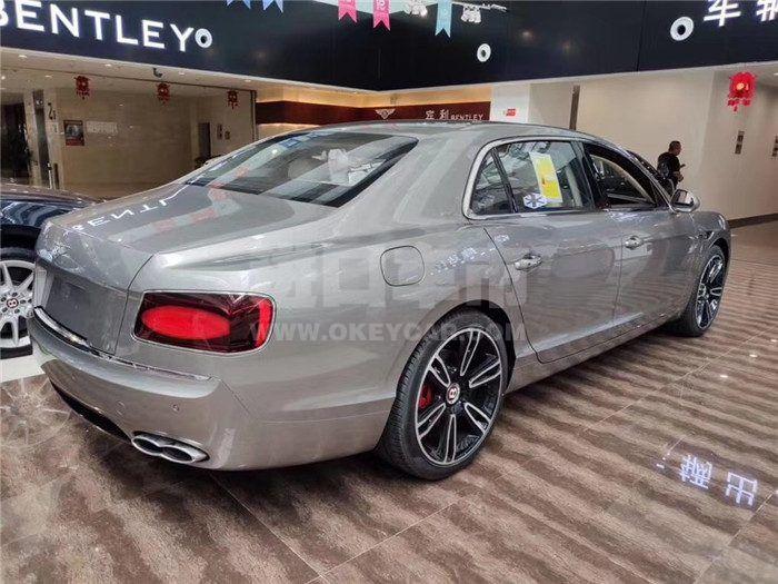 8c3319005532fc09b367e1a79939e83