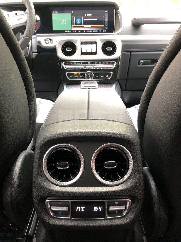 500_ChsEnV0lQ6-APzTUAAJlY9UXy-U995