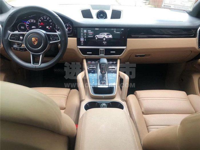 f_900x675_0_q87_autohomecar__ChsEnl2Z6eOAXkUNAAG0kC24FpQ334