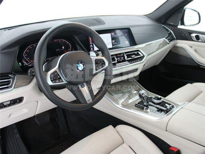 f_900x675_0_q87_autohomecar__ChsEml0PGDSAWIFZAAGbKVbY9UI822