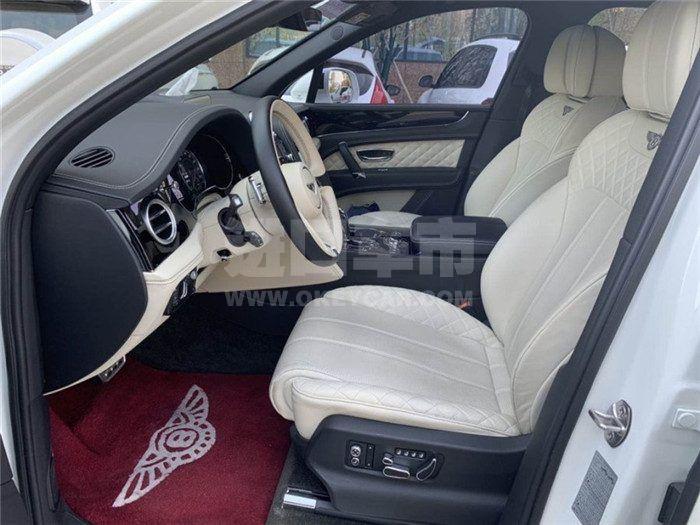 f_900x675_0_q87_autohomecar__ChsEkFzJT3qAT9afAAIGFh2lpNE269