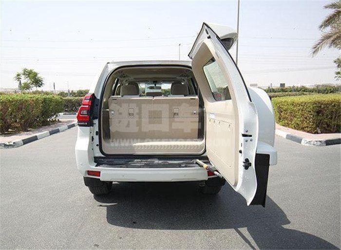 8a69f63b8e9c3dcbf5a4a44a0656d6f7