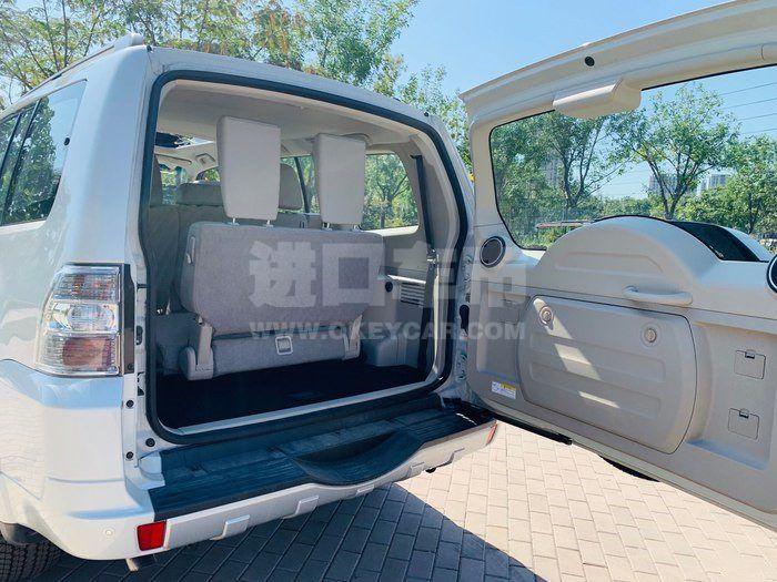 500_ChsEm12Uk1-ATpkPABlzWYy51n0950