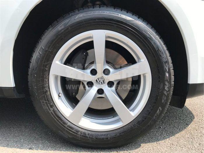 f_900x675_0_q87_autohomecar__ChsEnF2f80SAAAOzAAJGsk7bnoU836