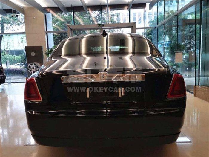 f_900x675_0_q87_autohomecar__ChcCSF2dckCAXe88AAH_P2odtY8276