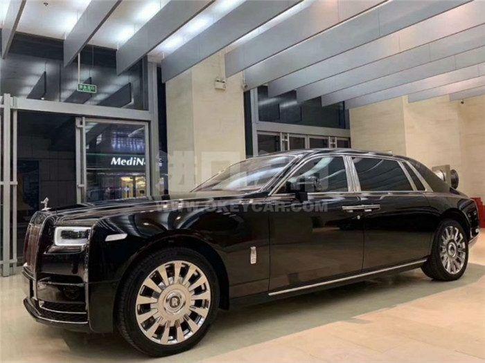 f_900x675_0_q87_autohomecar__ChsEnV2xQGWAJubMAAGhCB5623k080