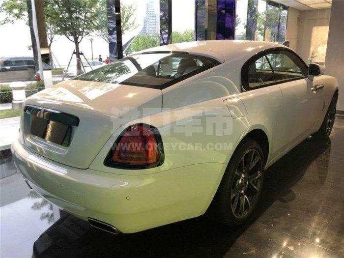 f_900x675_0_q87_autohomecar__ChsEoFz0rIuAa_lYAAG9daQWZUk616