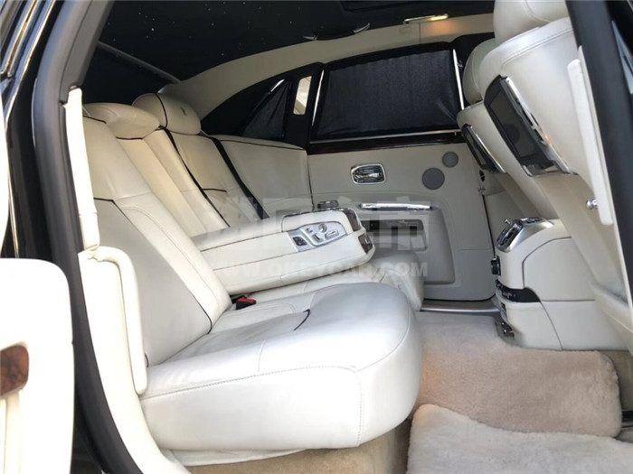 f_900x675_0_q87_autohomecar__ChsEfF1n8EKAK0a5AAGJi_Cbi0s730