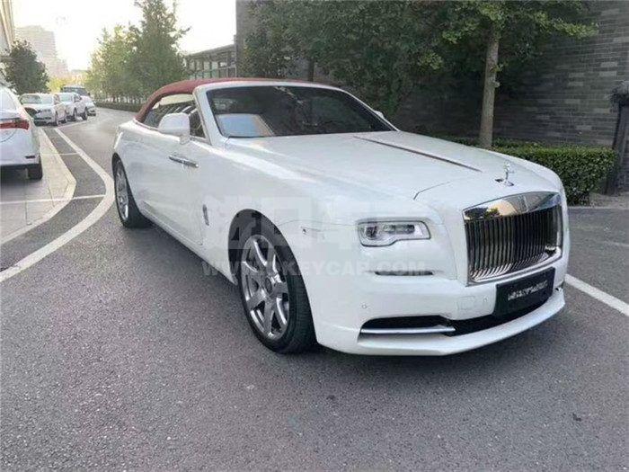 f_900x675_0_q87_autohomecar__ChcCRF2e3aOAOb98AAIxGZCOTjc549