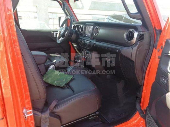 242273f9604d075487a80d915f44183