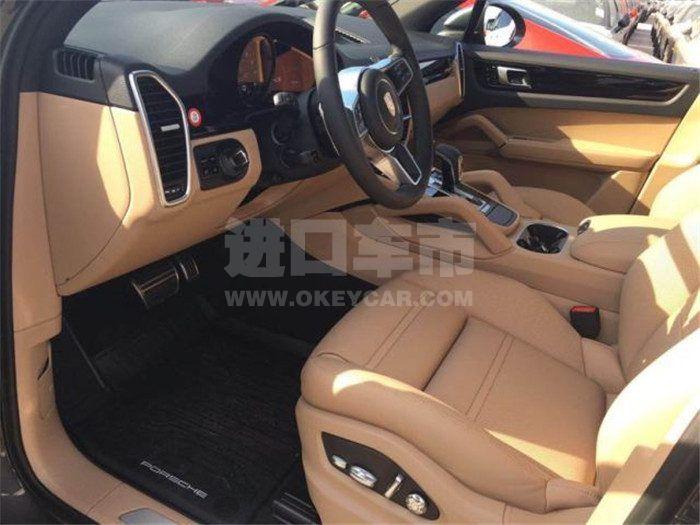 e1e99cdd8eb6e40b4bce63edc15d31db