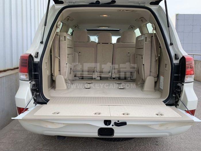 605c11419949ffdfa47396abea20a32c