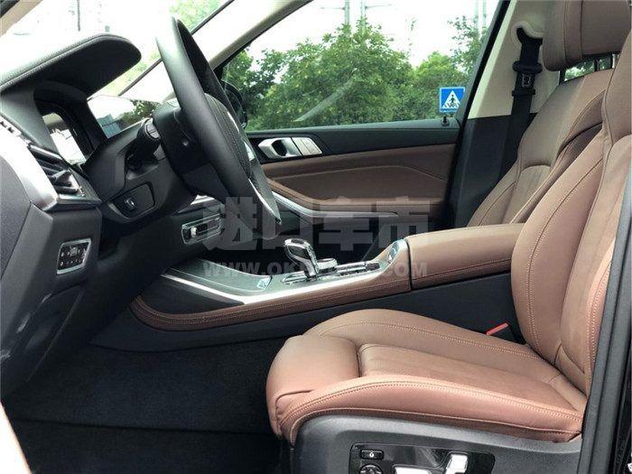 f_900x675_0_q87_autohomecar__ChsEfF2FrWeABAIMAAII95QgCZQ853