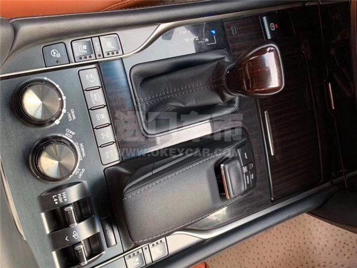 f_900x675_0_q87_autohomecar__ChsEmV14bpCAUXZxAAO-Bn-2YsY110