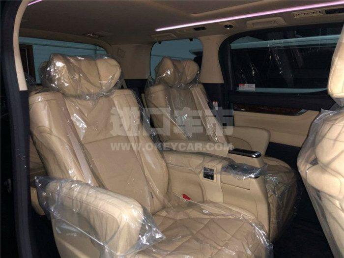 f_900x675_0_q87_autohomecar__ChcCRF1p8QaAVJSKAAF2Zp6NEIM246