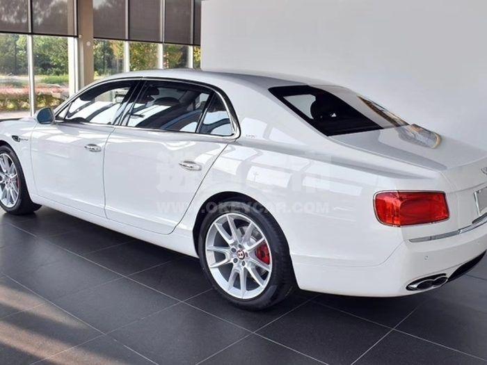 b409aedbd58e0efa3f3abc72317b4593