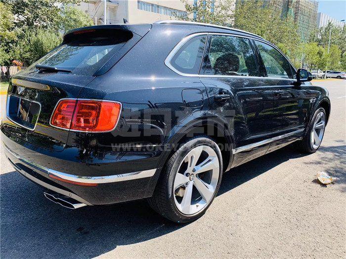 281d153a8dd3ce44b015fe3a199e941