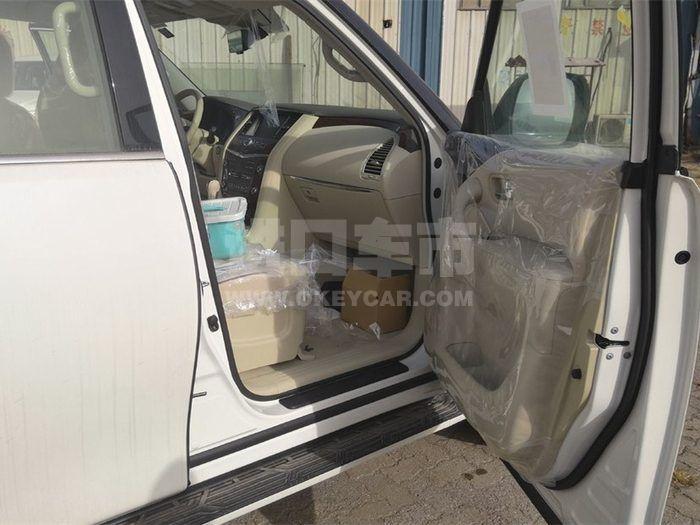 CgAGe1v_TriAIdAgAAHyICW2La0561