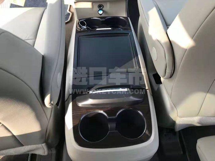 52b1160232d50d2d689bad3aa13a2f7