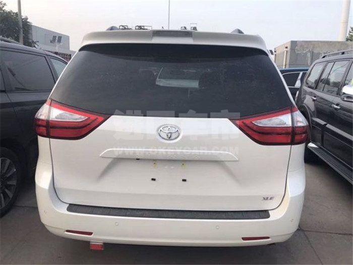 ee4bf867b49f3c28f4a7bdff372eda3f