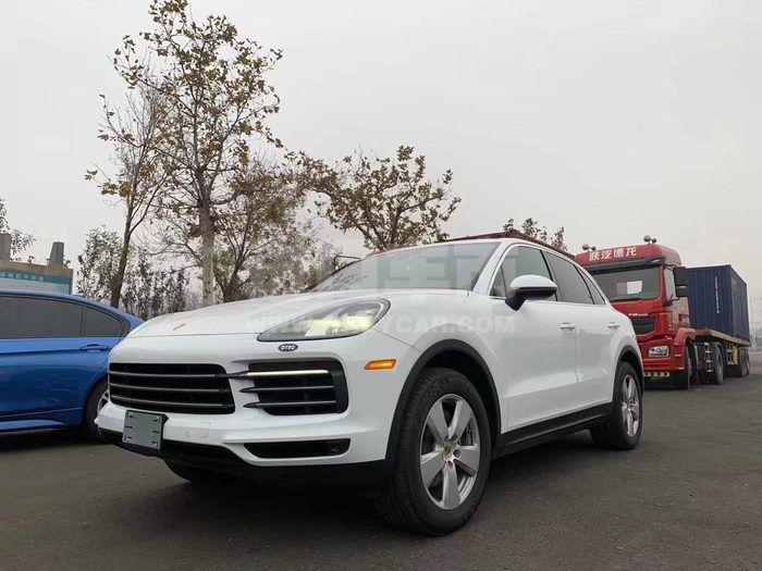 7b053945e2647f8457169aced9ec83d