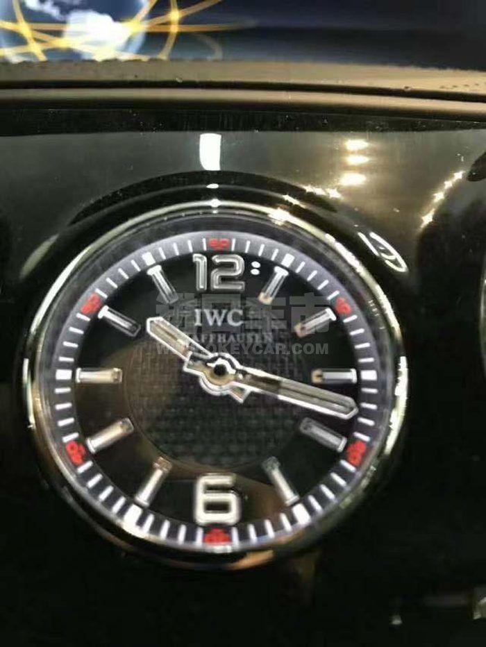 9fcb915e2d097bf6bc32005580a5b04