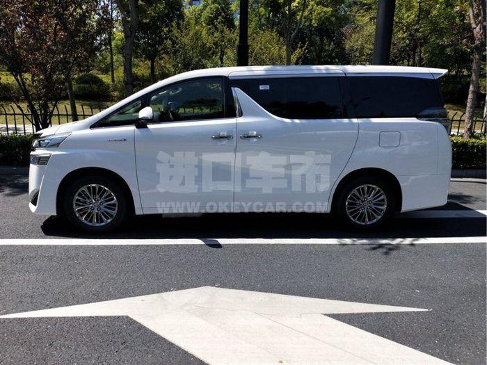 f_900x675_0_q87_autohomecar__ChsEmF2B4PWAPXSMAAMQMCF0nTg528