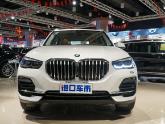 宝马X5一直是市场中比较受欢迎的一款5门5座SUV车型,它不仅有着良好的品牌支撑,更有着不错的性能表现,尤其是在操控性方面,X5的灵...