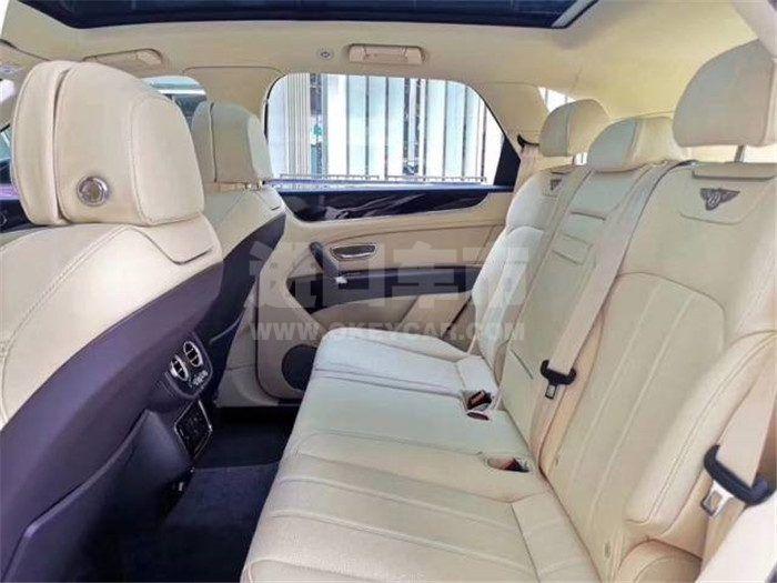 89eb603270eb9d3b807ef8023b8927de