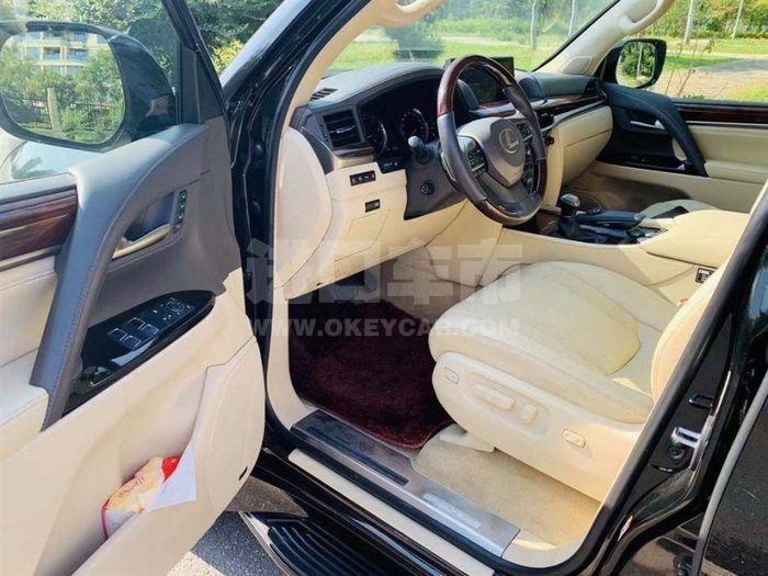 f_900x675_0_q87_autohomecar__ChsEml2OwwSAJfzAAAKl1hjV5oA751