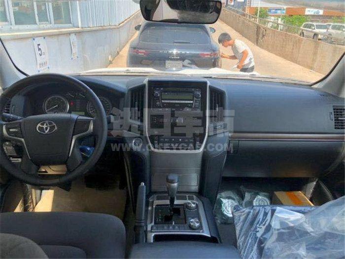 f8453afb46421f6f8302f79b513b8f8e