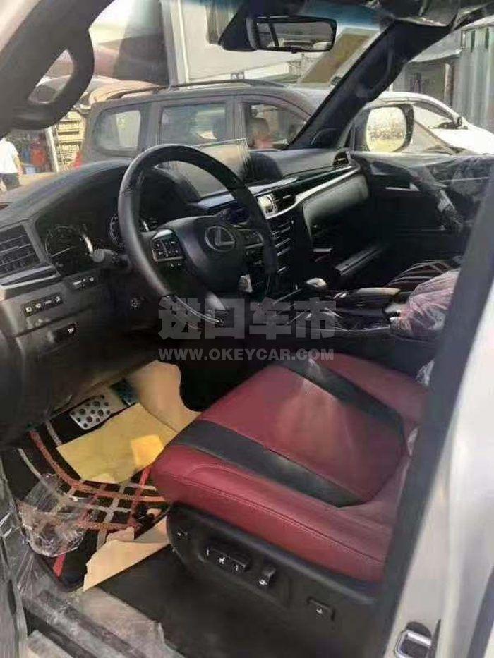 1560828fdeadaf133e752174b576172