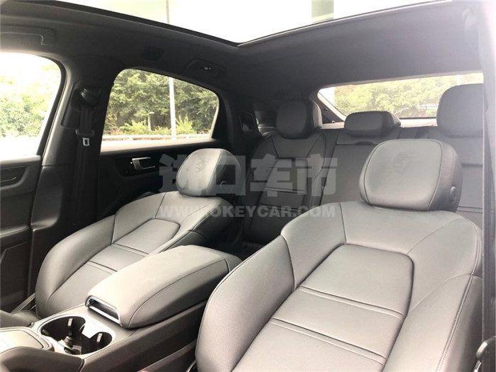 f_900x675_0_q87_autohomecar__ChsEml3KVVeAcpRQAAHBCWOOaCg892