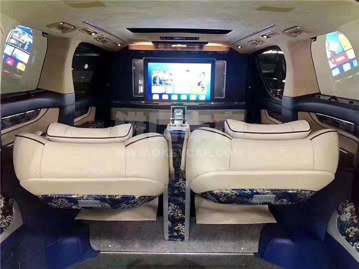 73de7064feddb998e552a65f556b9d3