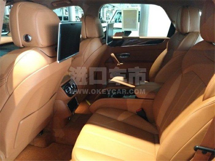 7005664eb51fd28b3e5cdeb710609570