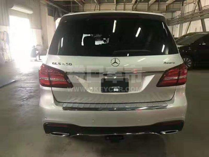 60b36e2d52dbd616ffc9827080dbd54