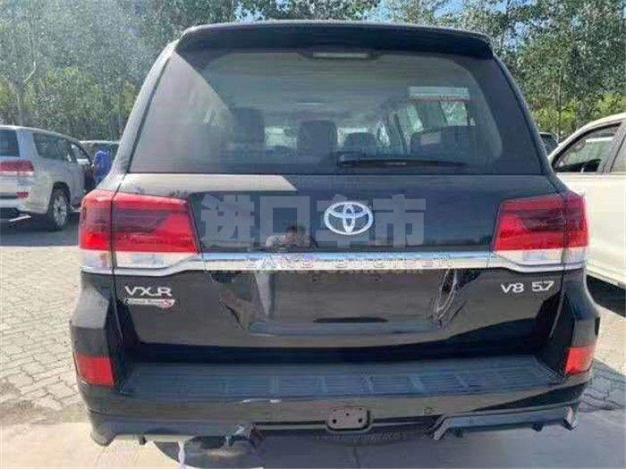 21627cd6a44453210ab790d50bece2e