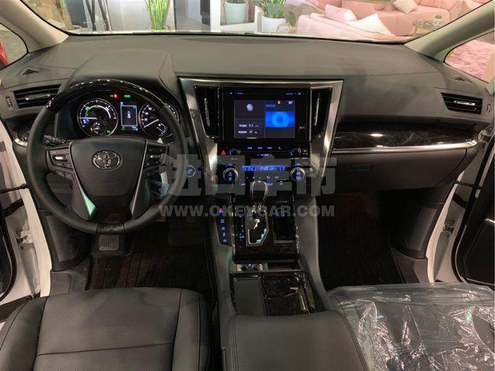 f_900x675_0_q87_autohomecar__ChsEeV2RpkeAfFINAAIweWYgMD8727