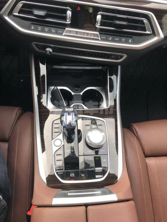 245b099f451bb14138d1edbddc2a5ff1