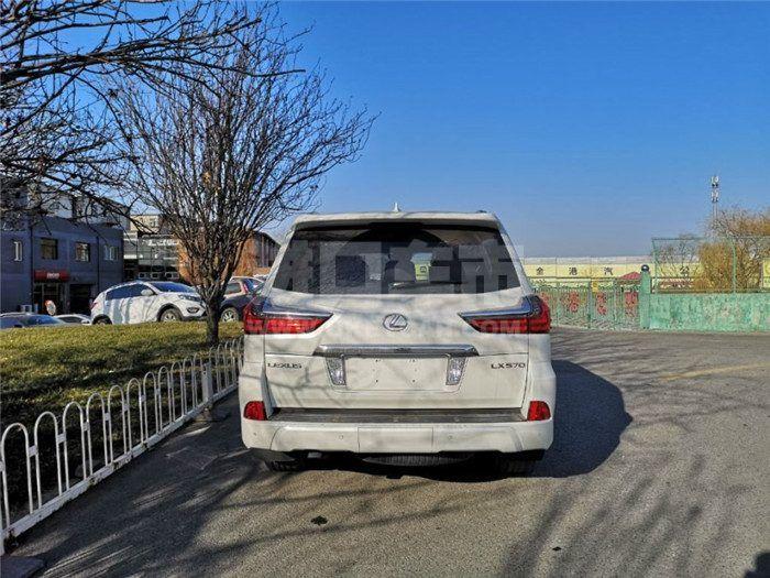 f_900x675_0_q87_autohomecar__ChsEeV4JmJeANelvAAMeHQA0YDI126