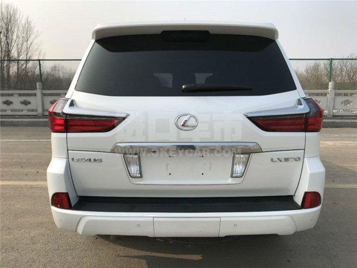 f_900x675_0_q87_autohomecar__ChsEe139r0aAevEYAAGVQLQealw629