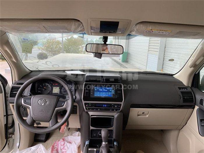 22890b57ae2f4128d3795cf2ffb12162